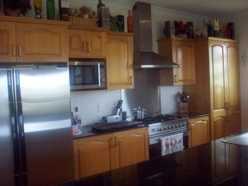 Family home with style and all the comforts. Picture 3