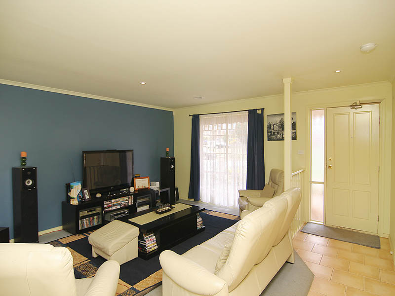 10 LaTrobe Tcc Picture 2