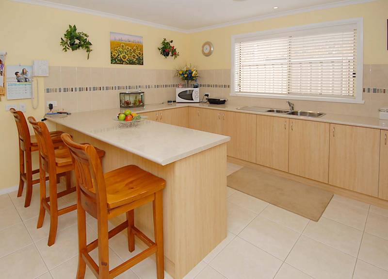 OUTSTANDING FIRST HOME! Picture