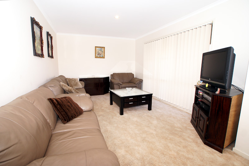 Nice Home, Fantastic Location, Great Value Picture 3