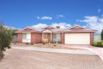 Sensational Family Home! Picture