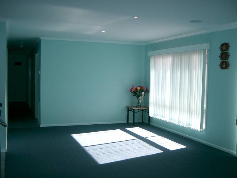 A Great Opportunity Awaits!! Picture 2