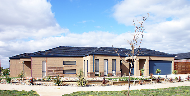 Family Living At It's Best! Picture 2