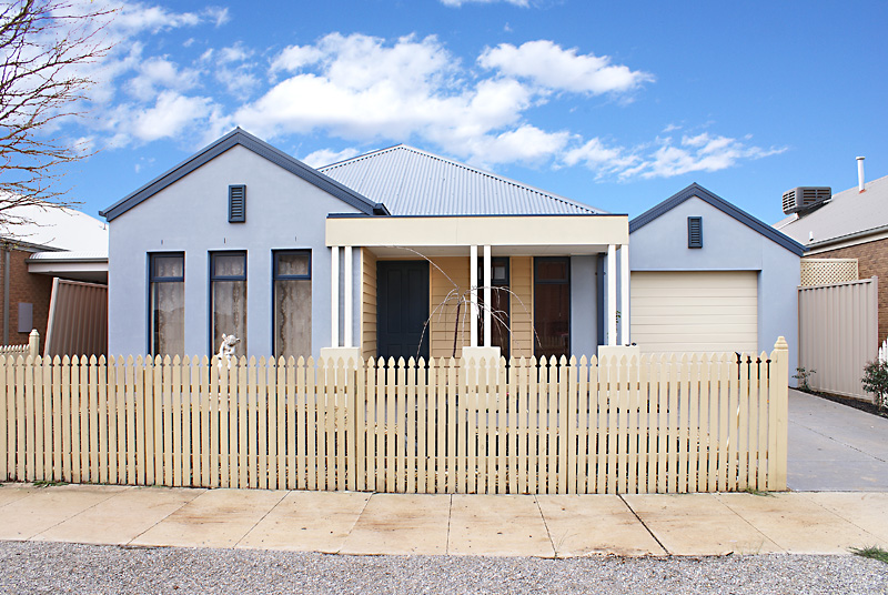 Golden Opportunity Not To Be Missed! Picture 1