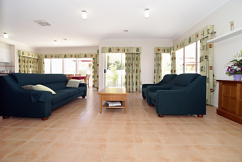 The Ultimate In Modern Luxury! Picture 3