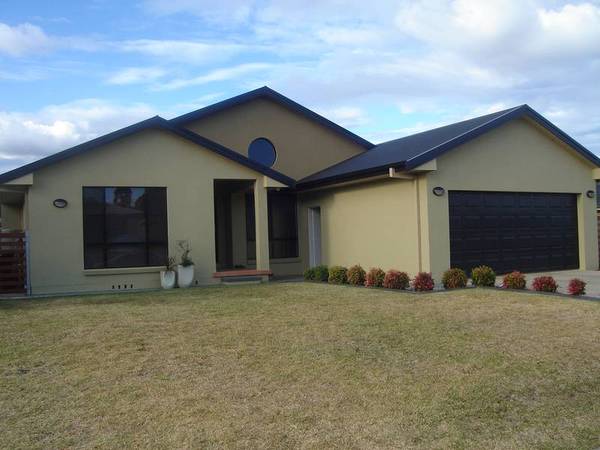 Simply Stunning Picture 1