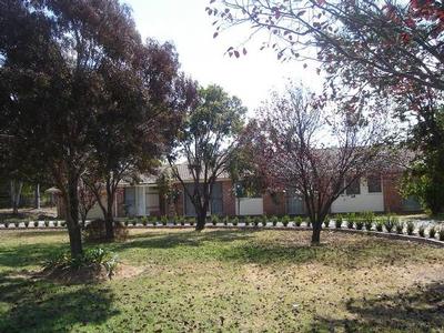 IMMACULATE 4BEDROOMS - KINGSWOOD Picture