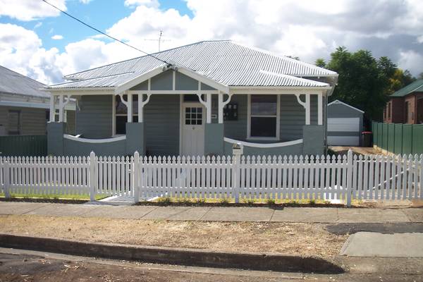 Charming West Tamworth Picture 1