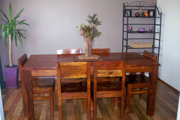 SECURE & RENOVATED 4BEDROOM HOME Picture 3