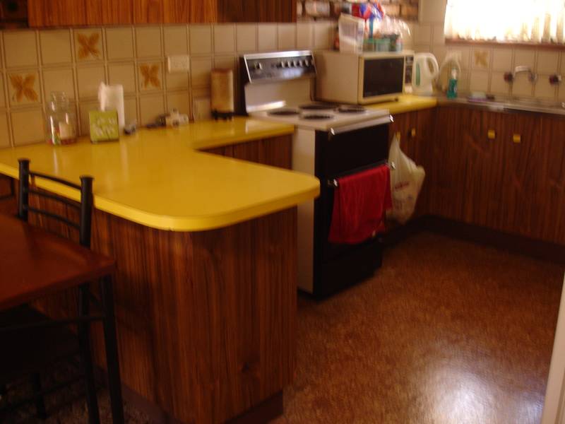 SEARCHING FOR A QUALITY UNIT - HOW DOES EAST TAMWORTH SUIT? QUIET SPOT, READY FOR A NEW OWNER Picture 3