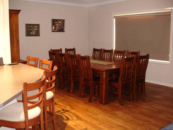 JUST COUNT THE FEATURES HERE!!!
THIS IS THE PICK OF THE FOREST HILLS CROP!!! Picture