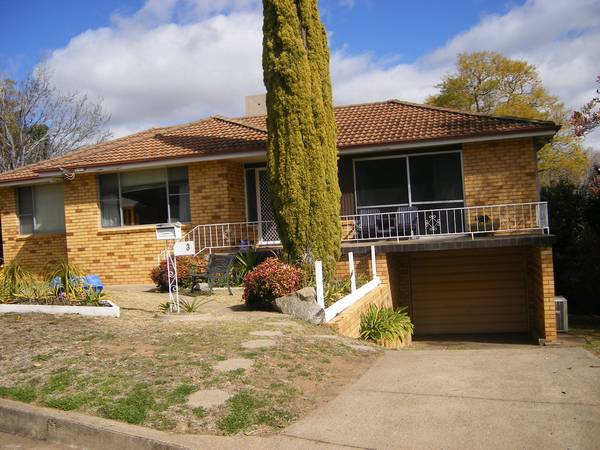 NEAT & TIDY 4BEDROOM HOME, EAST Picture 1