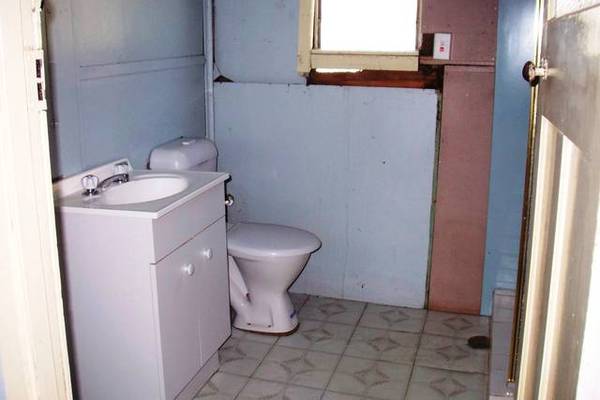 WEST TAMWORTH AND OFFERED FOR SALE AS ONE PACKAGE Picture