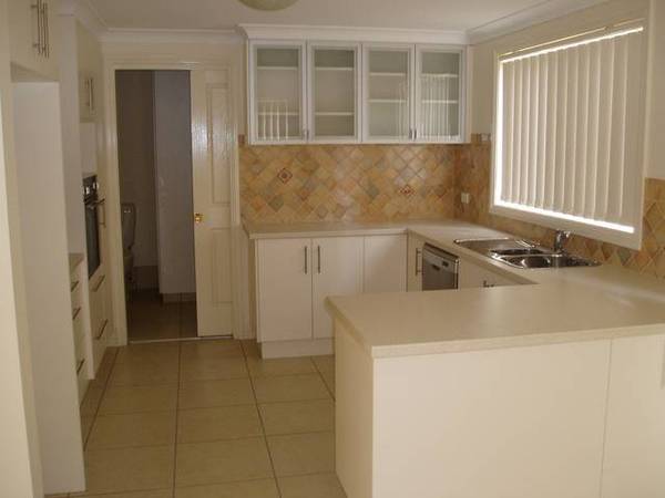 EXECUTIVE 3BRM UNIT IN NORTH Picture EXECUTIVE 3BRM UNIT IN NORTH Picture