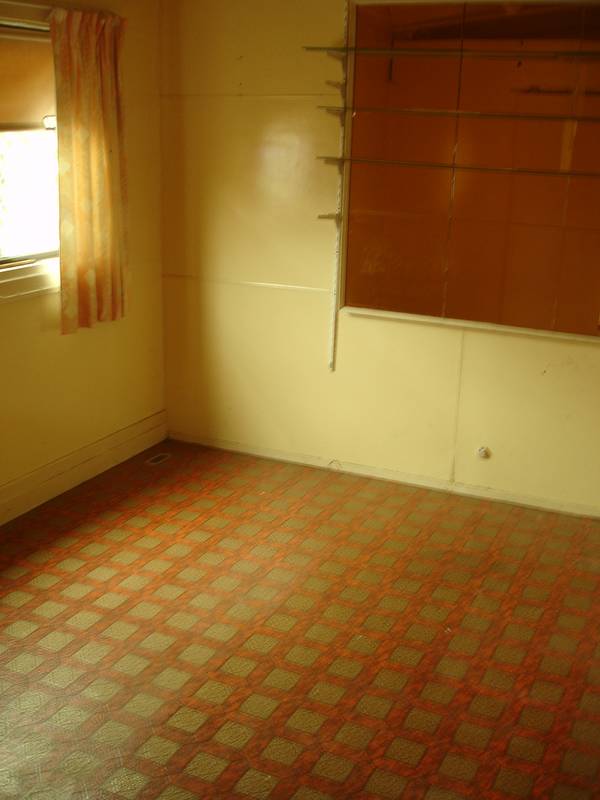 IT'S A PEARLER!! DON'T MISS IT!! Picture 2