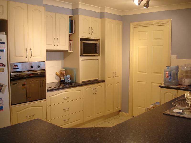 IMMACULATE HOME YOU WOULD BE PROUD TO CALL YOUR OWN Picture 2