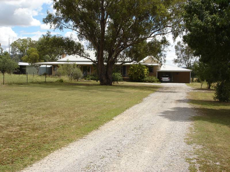 GRACIOUS, OLDER STYLE HOME ON 12.5 ACRES Picture 1