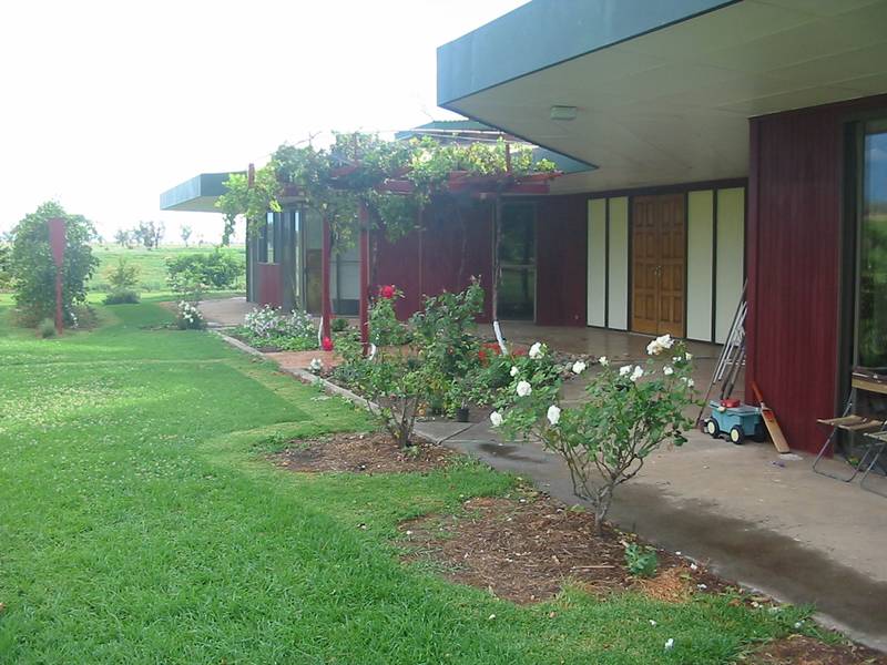 ONE OF THE MOST EXCITING STYLE OF HOMES IN TAMWORTH Picture 3