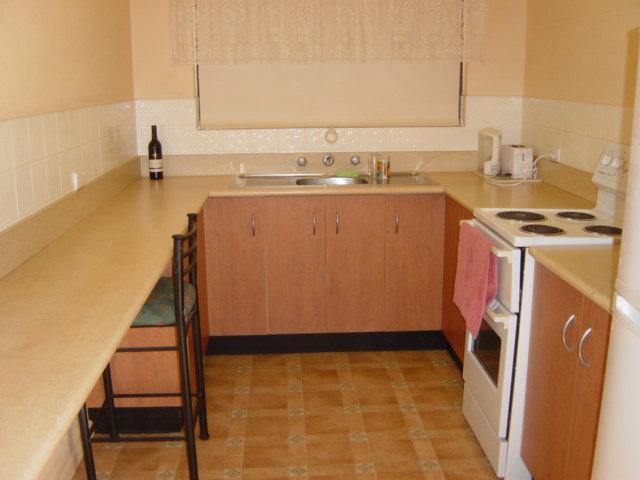 CONVENIENTLY LOCATED - FULLY FURNISHED UNIT Picture