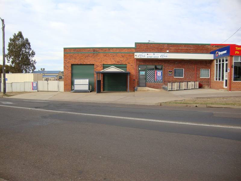 HIGHWAY EXPOSURE FOR LEASE Picture 3