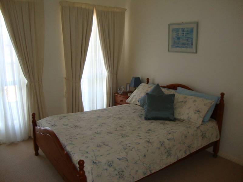 ONCE YOU ENTER THIS HOME YOU WILL BE AT HOME!! Picture 2