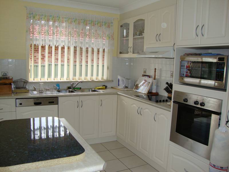 INNER CITY LIVING AT ITS BEST Picture 3