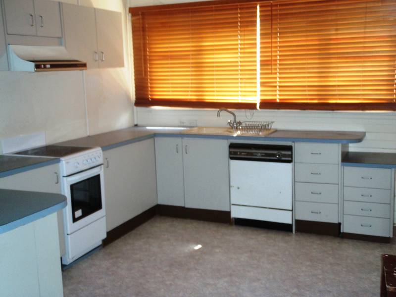 CHARMING COTTAGE IN WERRIS CREEK Picture 2