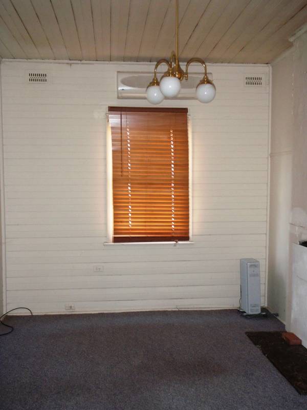 CHARMING COTTAGE IN WERRIS CREEK Picture 3