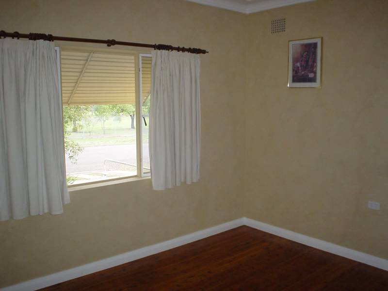 West Is Best!!! Anyone for Golf??? Picture 3