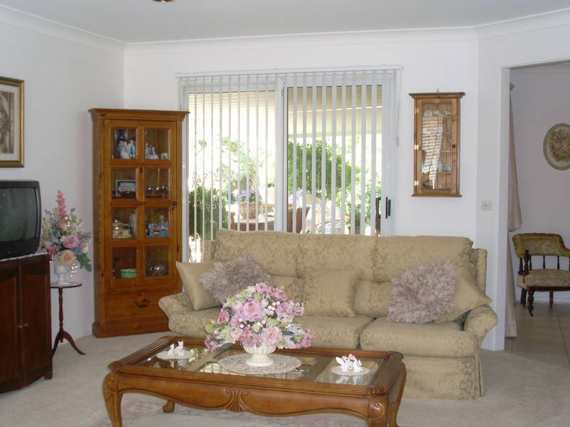 FULLY RENOVATED Picture 3