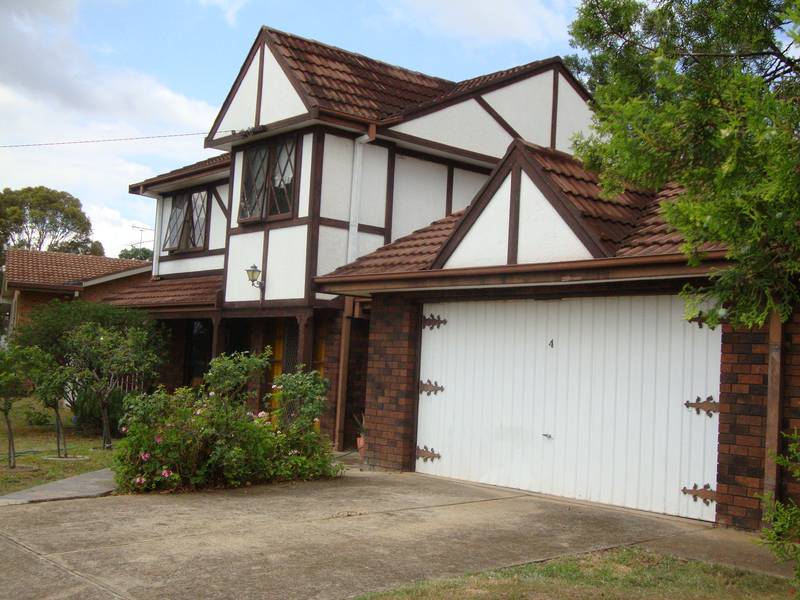 Attractive Tudor Style Home. Picture 1