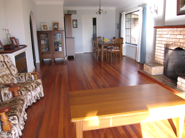 Best Position, best quality- a home of substance which will sell quickly Picture 3