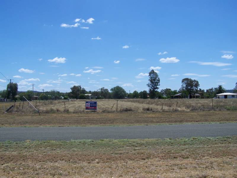 BECOME PART OF A COMMUNITY Picture 2