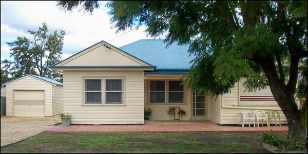 LARGE RESIDENTIAL BLOCK - POPULAR CALALA LOCATION Picture 1