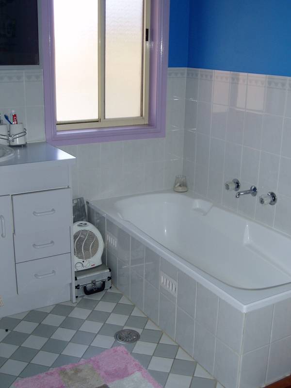 Moden Unit in Tamworth Picture 3