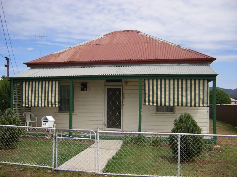 THREE BEDROOMS - WERRIS CREEK Picture 1