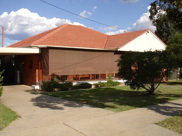 NEW TO THE MARKET Picture 1