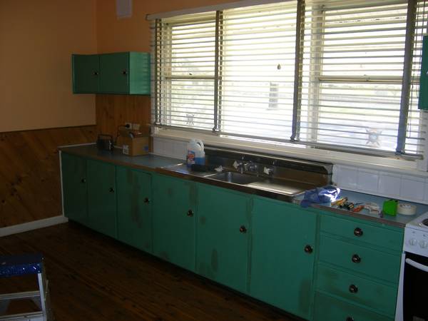 2BEDROOM HOME, ACROSS FROM GOLF COURSE Picture 3