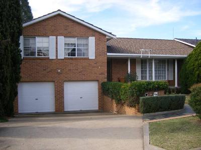 Spacious 4/5 Bedroom house in South!!! Picture Spacious 4/5 Bedroom house in South!!! Picture