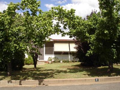 MUM'S ON THE MOVE Picture