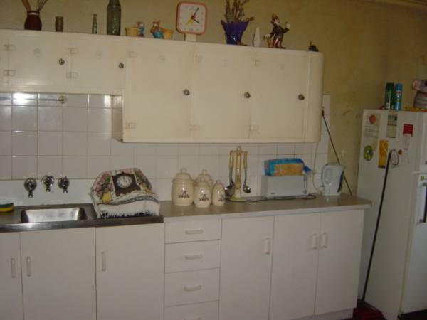 SUPERIOR NORTH LOCATION WITH SO MUCH POTENTIAL - 935M2 BLOCK! Picture 3