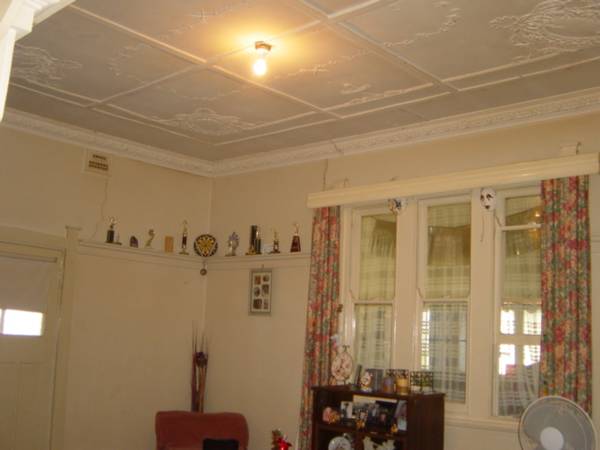 SUPERIOR NORTH LOCATION WITH SO MUCH POTENTIAL - 935M2 BLOCK! Picture 2