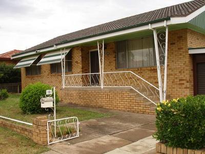 Brick & Tile - Excellent Location - Be Quick Here Picture