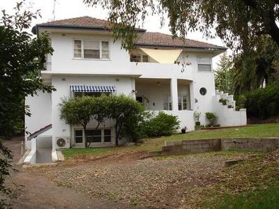 SOMETHING REALLY INTERESTING - EXCELLENT EAST LOCATION Picture