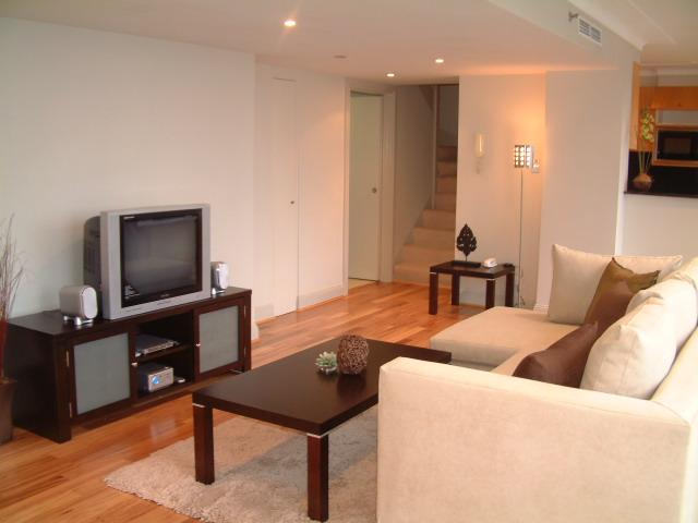 Stunning Harbour Bridge Views.
Fully furnished Picture 2