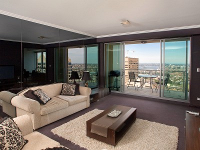 Enjoy life above the Swissotel - Unfurnished 2 br Apartment with parking Picture