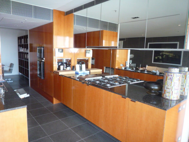 Macquarie Apartments - Unique Botanical Gardens location Picture 3