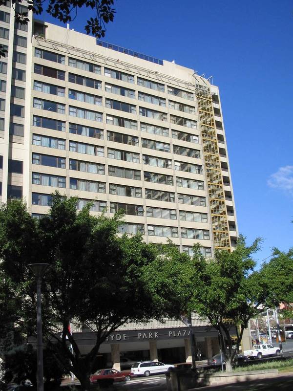 Furnished studio Unit. Picture 1