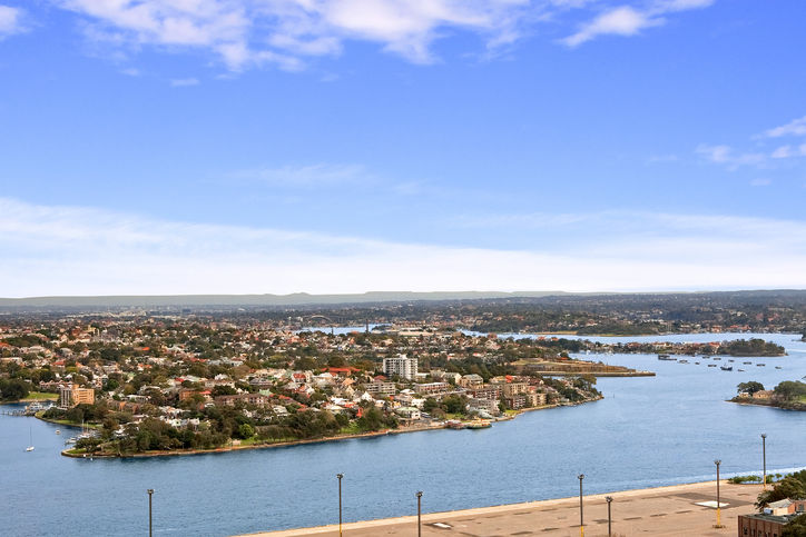 The ultimate luxury lifestyle Picture 2