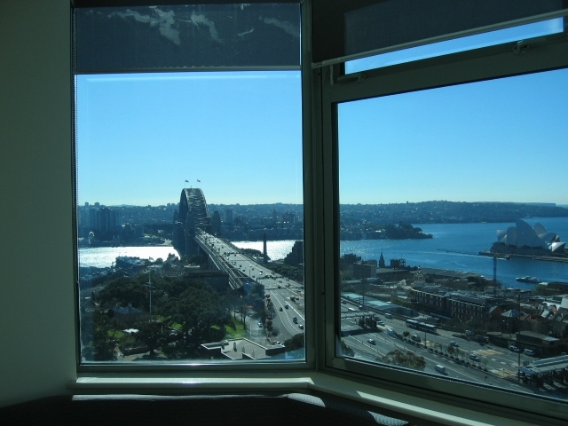 SYDNEY'S BEST VIEW
+
LOADS OF SPACE, & in HIGHGATE! Picture 2